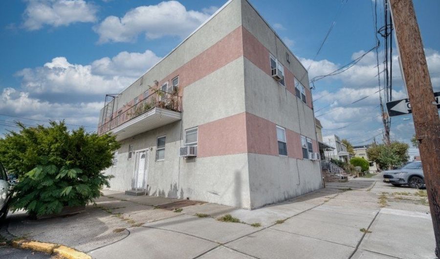 233 Avenue B, Bayonne, NJ 07002 - 7 Beds, 5 Bath