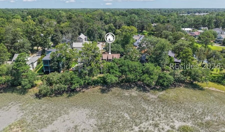 8 Brighton Trce, Beaufort, SC 29906 - 4 Beds, 4 Bath