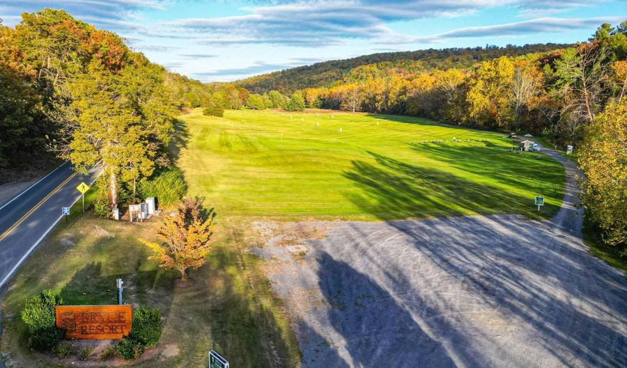 547- B KING St 17B, Basye, VA 22810 - 4 Beds, 5 Bath