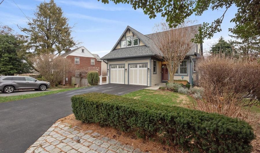 8613 BRANDT Pl, Bethesda, MD 20814 - 5 Beds, 4 Bath
