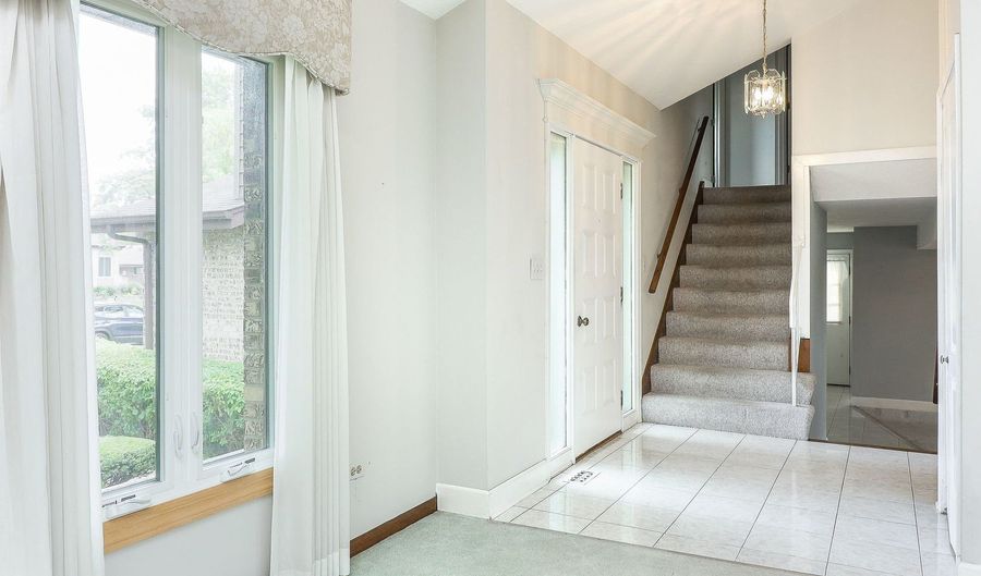 1116 N Old Fence Rd, Addison, IL 60101 - 3 Beds, 3 Bath