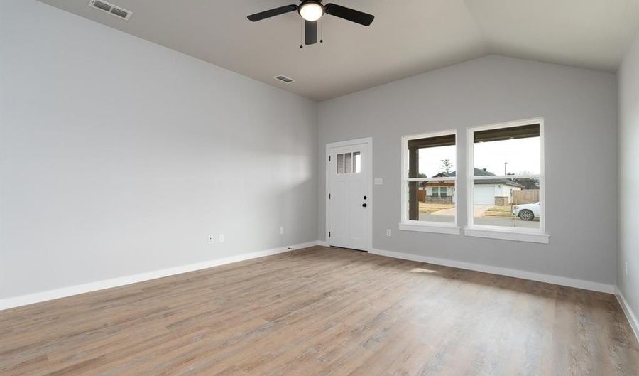 180 Tombstone Rd, Abilene, TX 79602 - 3 Beds, 2 Bath
