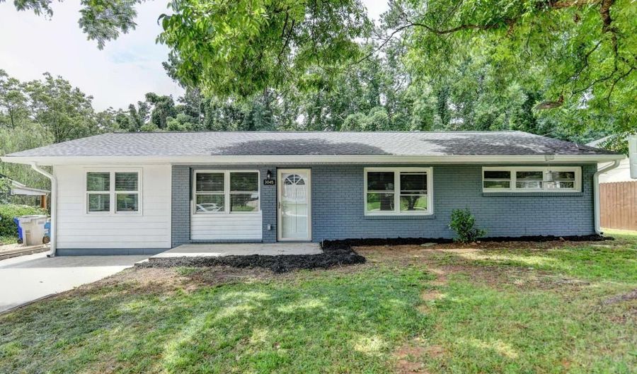3045 Lindon, Decatur, GA 30033 - 4 Beds, 2 Bath