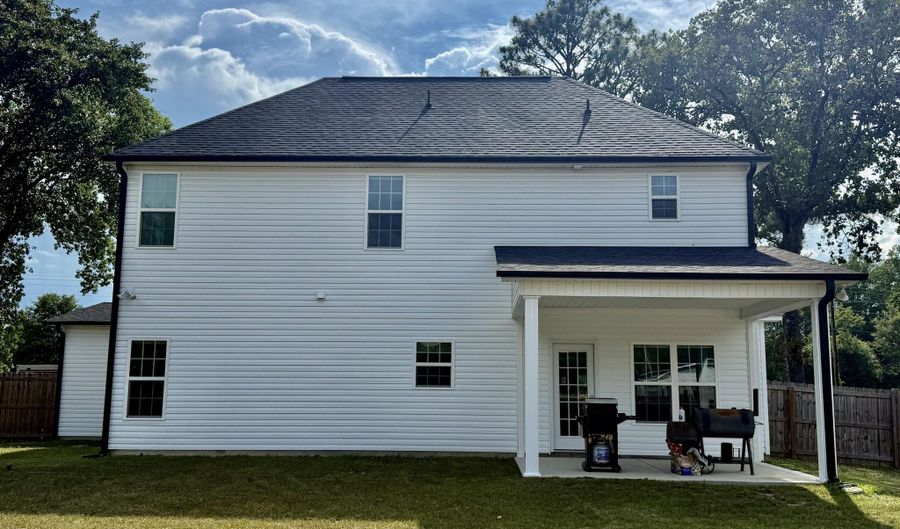 6836 Calloway Rd, Aberdeen, NC 28315 - 5 Beds, 3 Bath