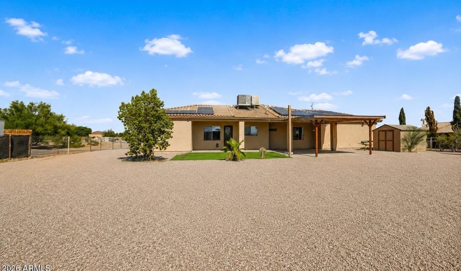 9858 N FALDALE Rd, Casa Grande, AZ 85122 - 4 Beds, 2 Bath