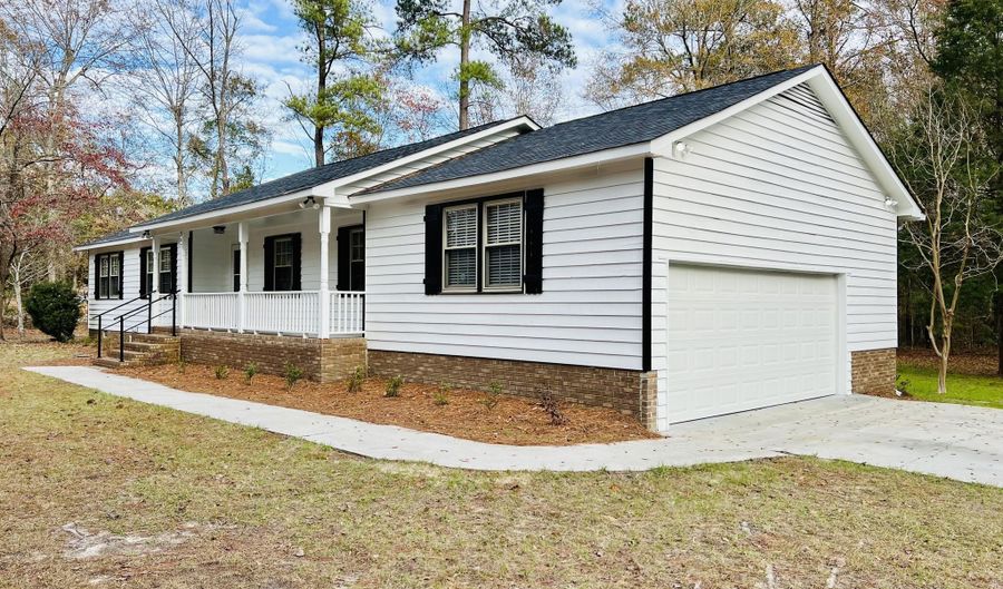 367 Wannamaker Dr, Barnwell, SC 29812 - 3 Beds, 2 Bath