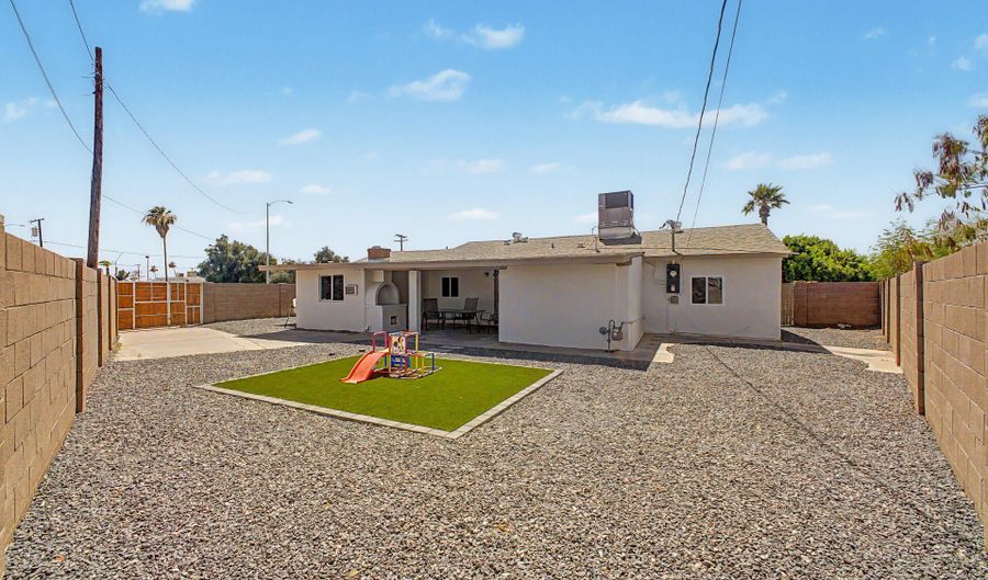 101 N 3RD Ave, Avondale, AZ 85323 - 4 Beds, 2 Bath