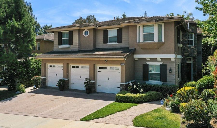 30428 Caspian Ct, Agoura Hills, CA 91301 - 5 Beds, 4 Bath