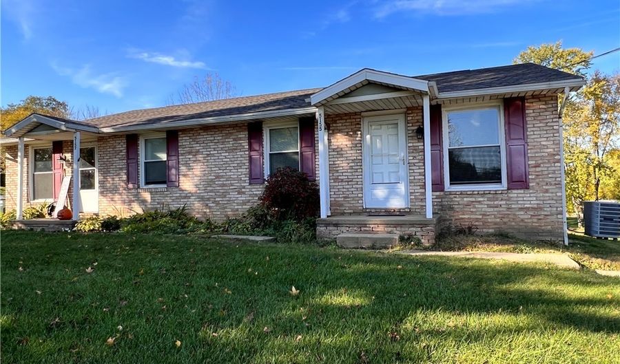 5155 Portage St NW, North Canton, OH 44720 - 2 Beds, 1 Bath