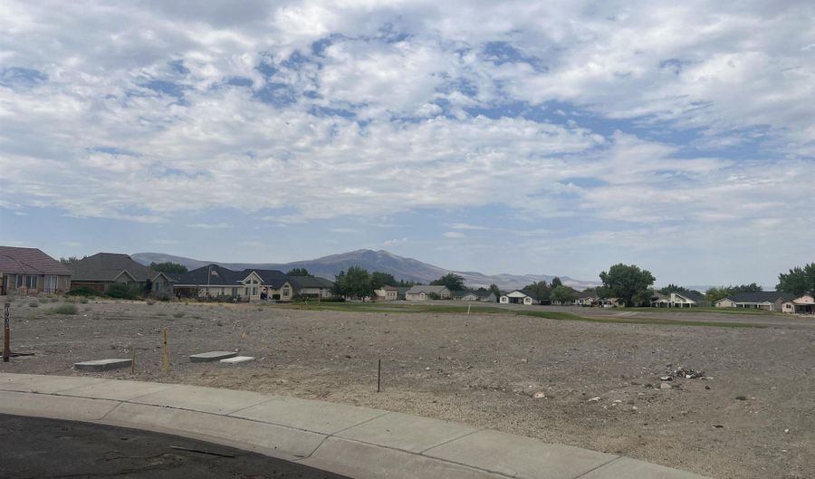 1904 Seven Iron, Fernley, NV 89408 - 0 Beds, 0 Bath