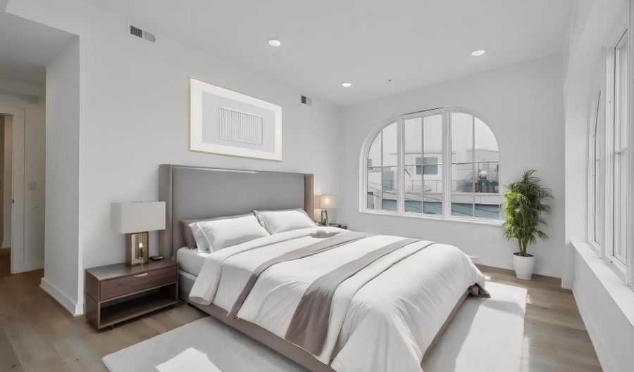 1828 FRANKFORD Ave 4F, Philadelphia, PA 19125 - 2 Beds, 2 Bath