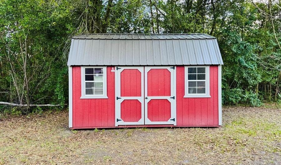 507 S Poplar St, Adel, GA 31620 - 2 Beds, 1 Bath