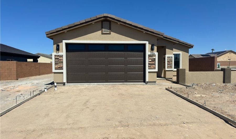 1729 Red Sage Way, Fort Mohave, AZ 86426 - 3 Beds, 2 Bath