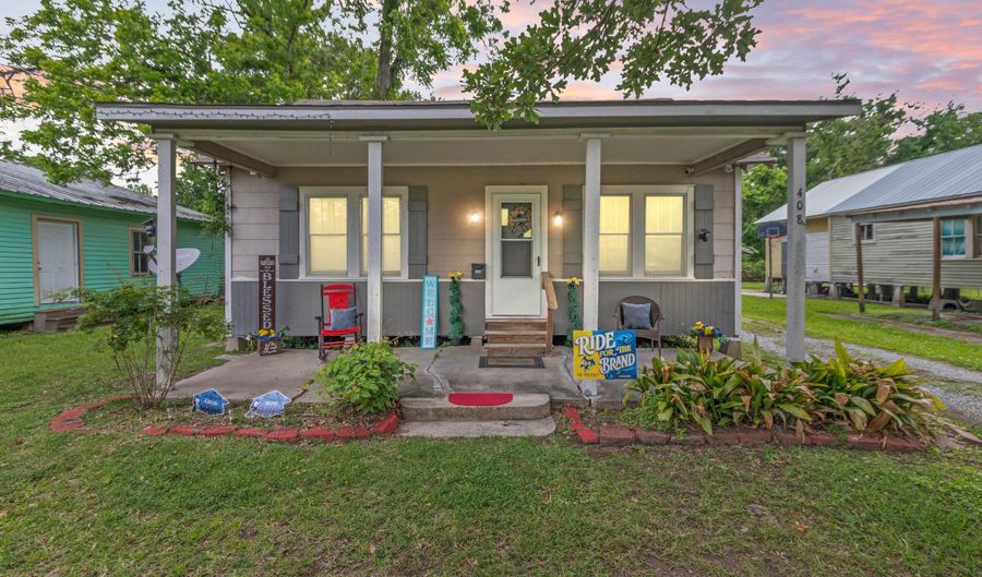 408 Loraine St, Abbeville, LA 70510 - 2 Beds, 1 Bath