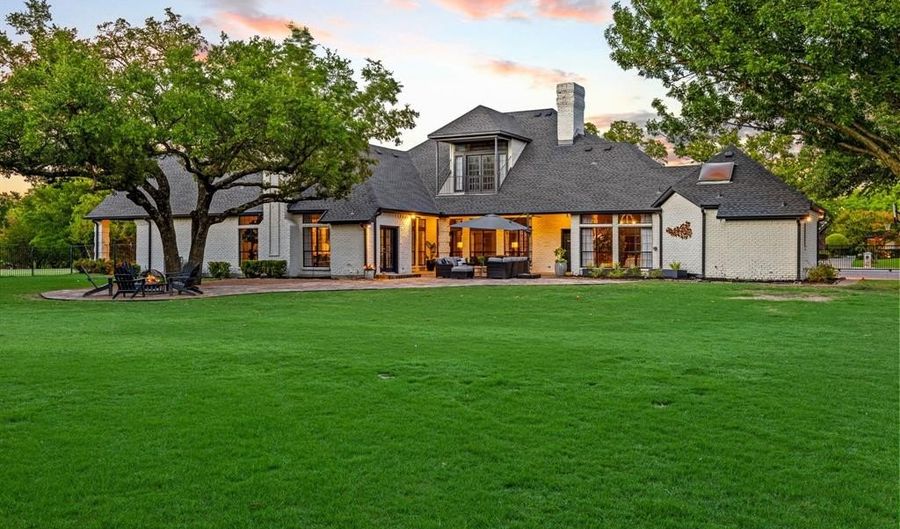 3 Meadowlake Dr, Heath, TX 75032 - 4 Beds, 5 Bath