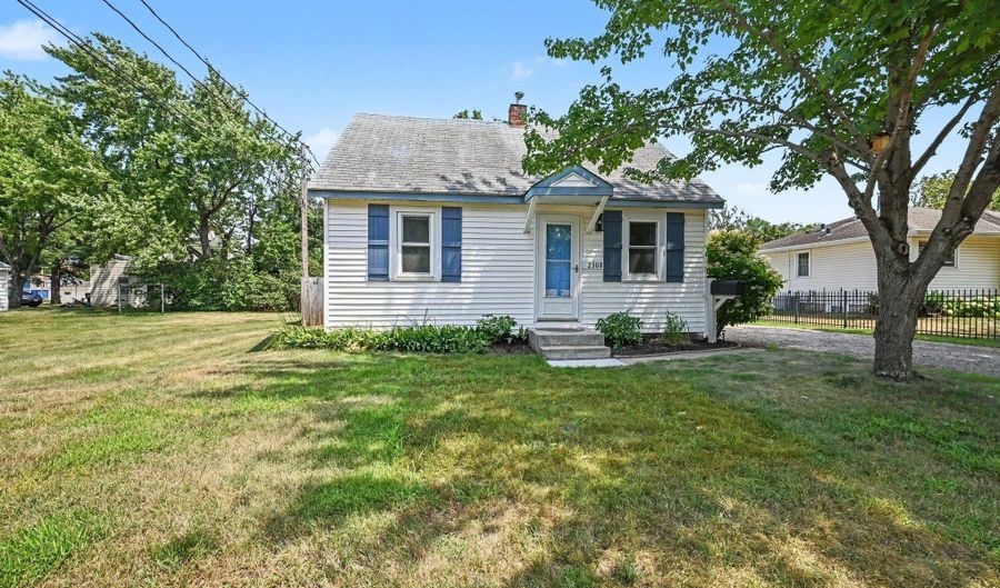 2308 6th Ave, Anoka, MN 55303 - 2 Beds, 1 Bath