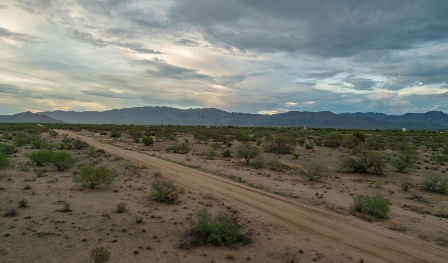 S SAGUARO HILL Drive A, Congress, AZ 85332 - 0 Beds, 0 Bath
