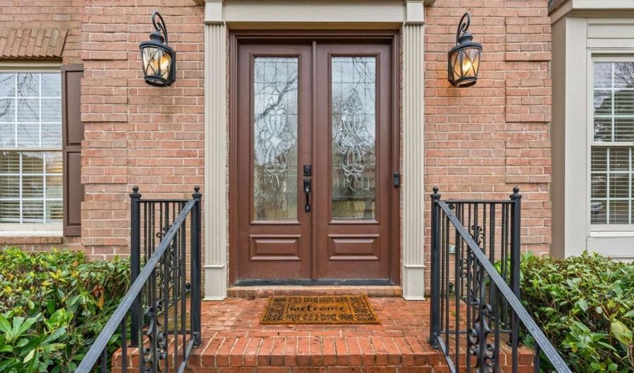 7260 Fawn Lake Dr, Alpharetta, GA 30005 - 4 Beds, 4 Bath