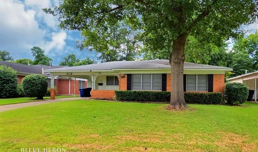 724 Camilla Dr, Shreveport, LA 71104 - 3 Beds, 2 Bath