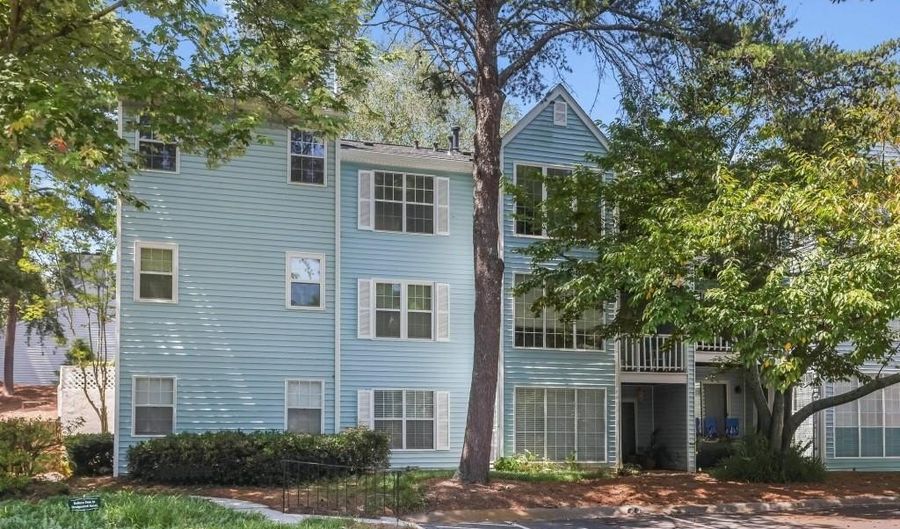 1008 Glenleaf Dr, Peachtree Corners, GA 30092 - 2 Beds, 2 Bath