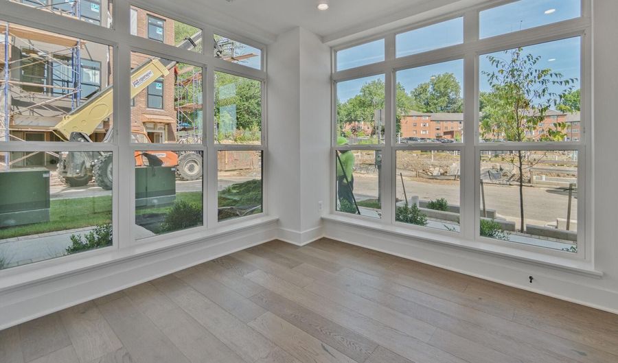 5353 ZENITH OVLK, Bethesda, MD 20816 - 4 Beds, 5 Bath
