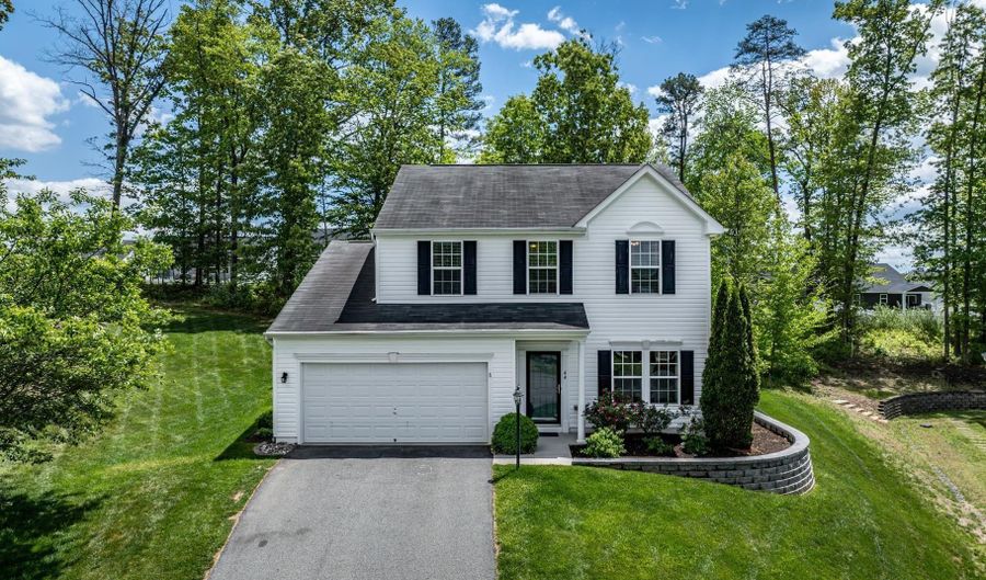 44 FLINTSTONE Ct, Barboursville, VA 22923 - 3 Beds, 3 Bath