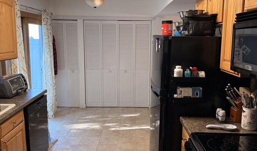 7 Woodstream Dr, Atco, NJ 08004 - 3 Beds, 2 Bath
