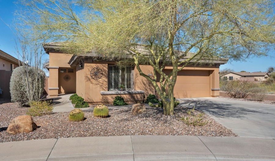 41310 N CLEAR CROSSING Ct, Anthem, AZ 85086 - 2 Beds, 2 Bath