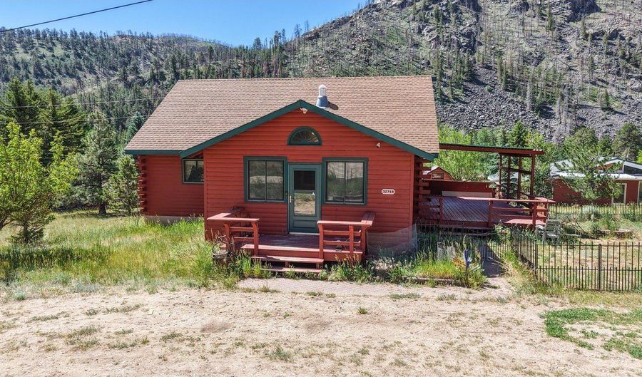 32759 Poudre Canyon Rd, Bellvue, CO 80512 - 2 Beds, 2 Bath