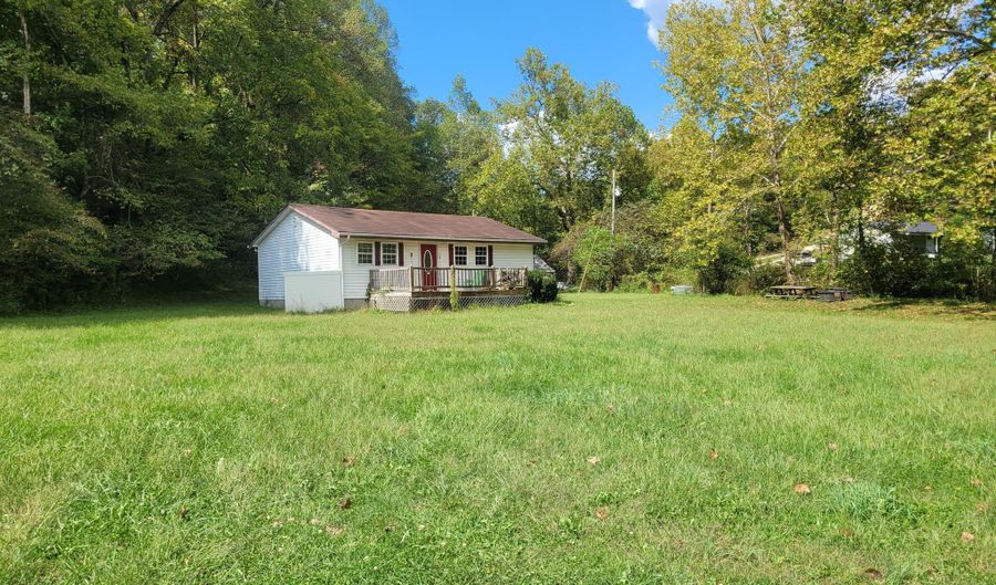 45 Boss Vaughn Road Rd, Annville, KY 40402 - 3 Beds, 2 Bath