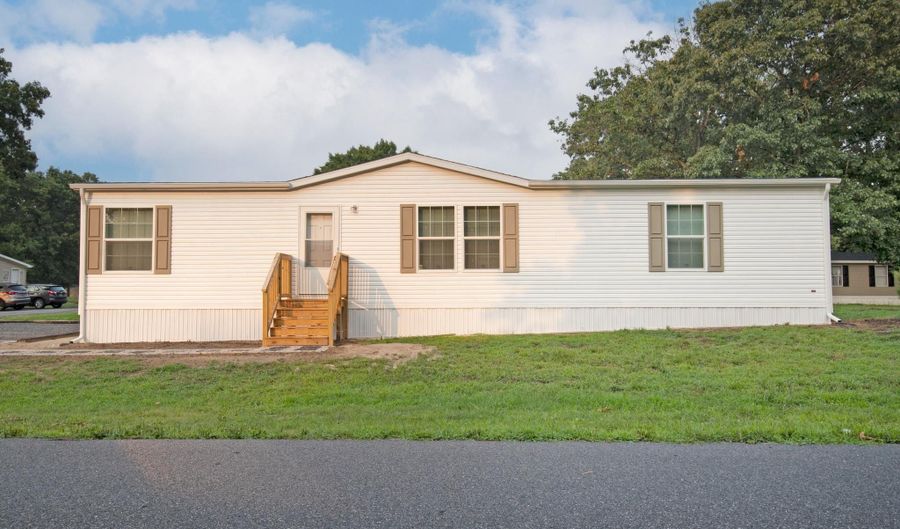 11240 6TH St 164, Bridgeville, DE 19933 - 3 Beds, 2 Bath