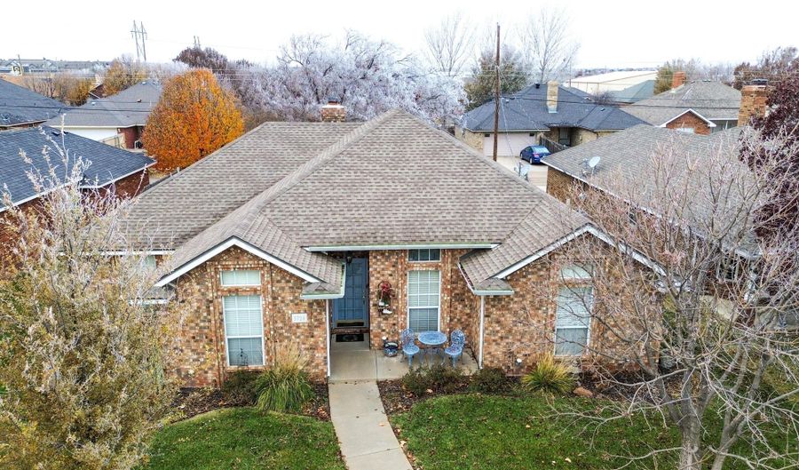 5724 Spencer St, Amarillo, TX 79109 - 3 Beds, 3 Bath