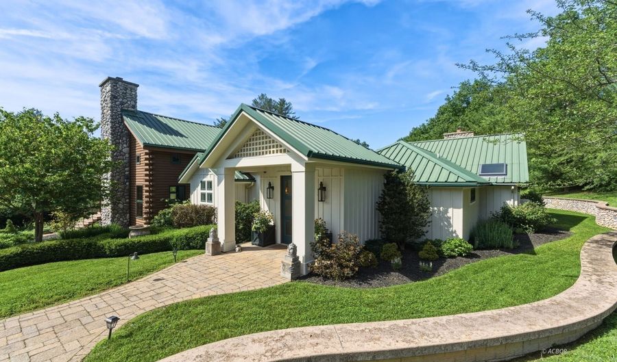 850 State Route 681, Albany, OH 45710 - 3 Beds, 4 Bath