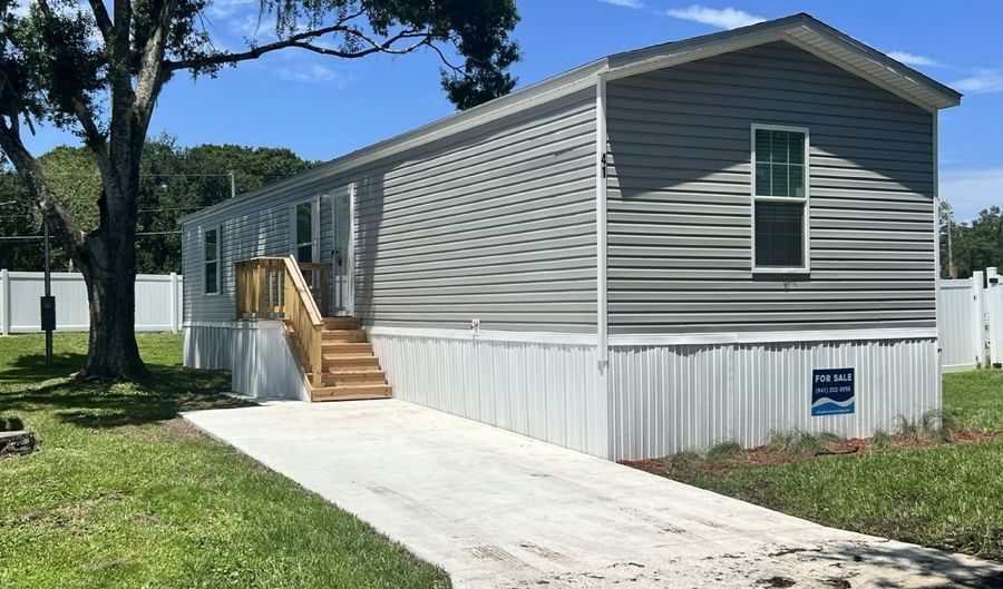 41 Tower Manor Dr 41, Auburndale, FL 33823 - 3 Beds, 2 Bath