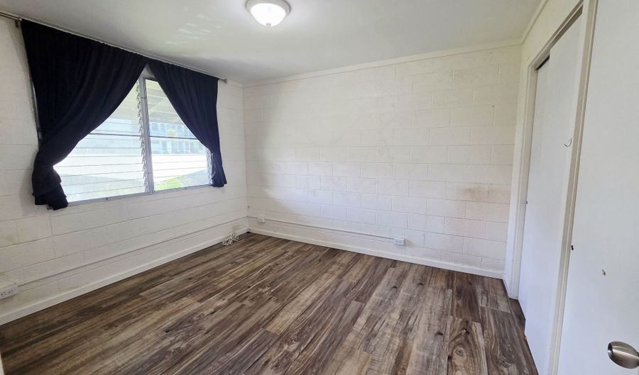 270 ULULANI St 38, Hilo, HI 96720 - 1 Beds, 1 Bath