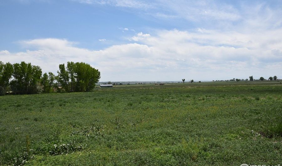3113 County Road 17, Brighton, CO 80603 - 2 Beds, 1 Bath