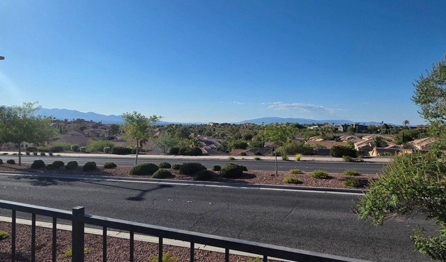 2842 Freedom Hills Dr, Henderson, NV 89052 - 3 Beds, 3 Bath
