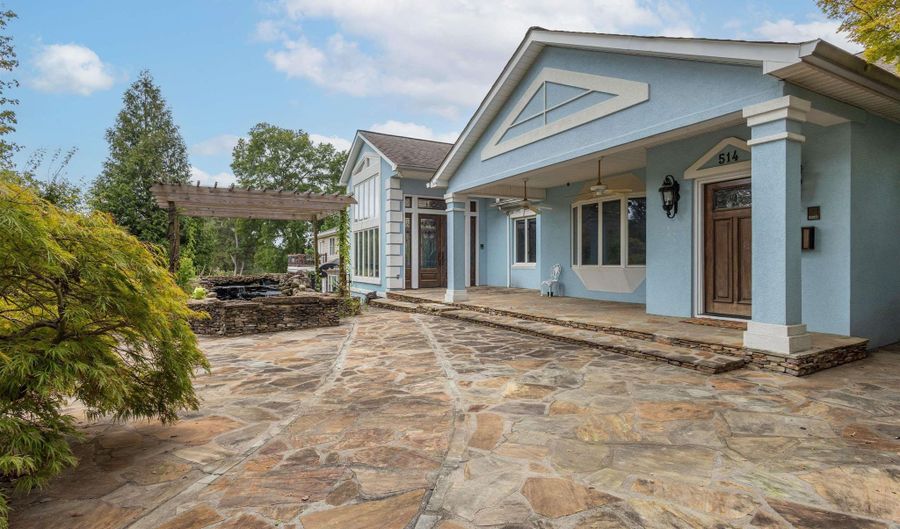 514 HIGHLAND Ave, Anniston, AL 36207 - 4 Beds, 5 Bath