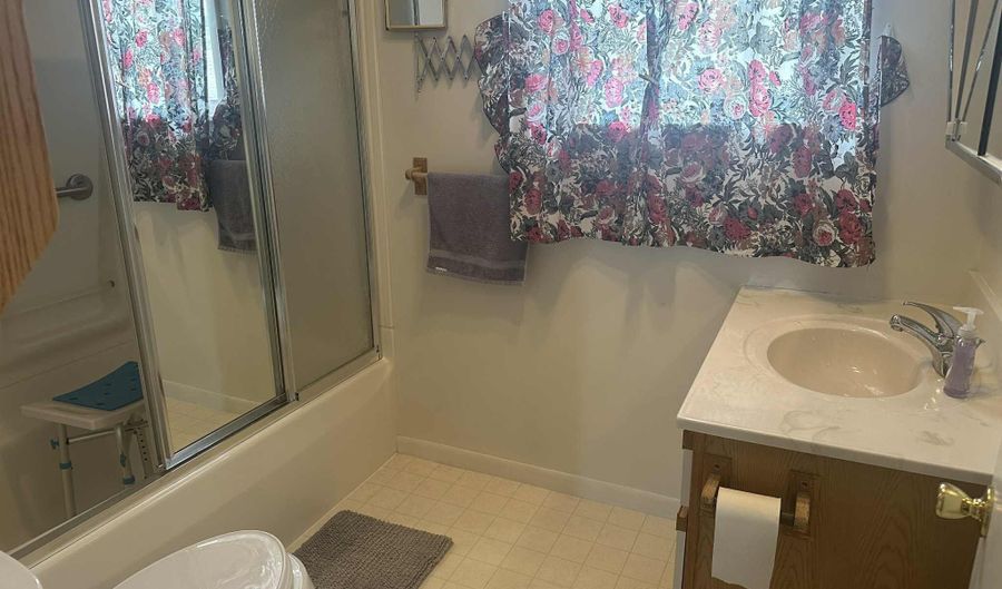 1111 S Fourth Ave, Alpena, MI 49707 - 2 Beds, 1 Bath