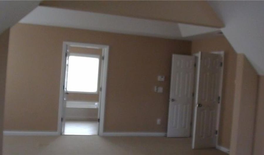5380 Plymouth Pl, Alpharetta, GA 30005 - 5 Beds, 3 Bath