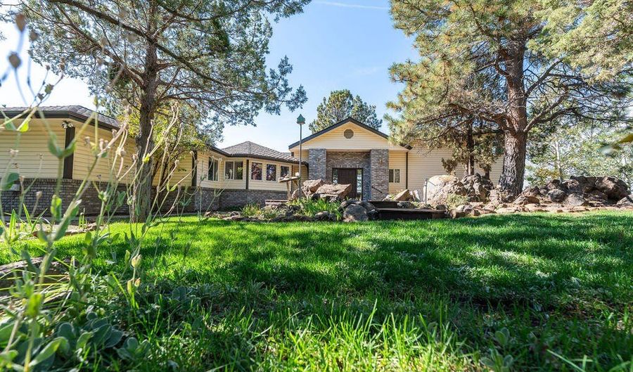 59649 Okanagan Ln, Bend, OR 97702 - 3 Beds, 4 Bath