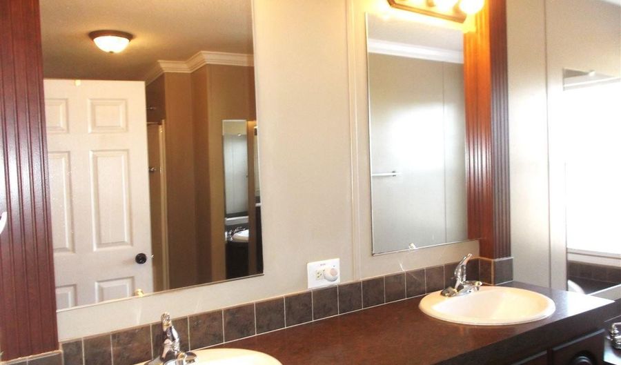 2715 Lucknow Rd, Bishopville, SC 29010 - 3 Beds, 2 Bath