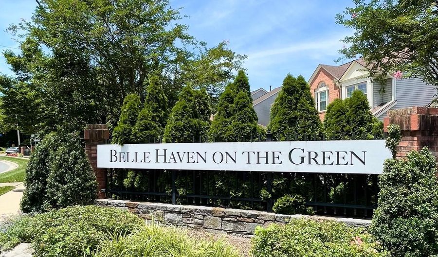 1819 DUFFIELD Ln, Alexandria, VA 22307 - 3 Beds, 4 Bath
