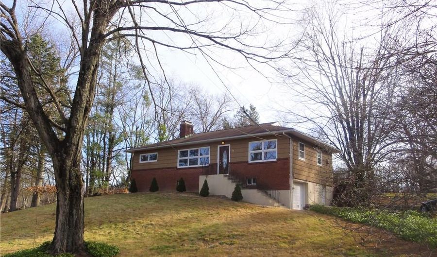 33 Doolittle Dr, Bethany, CT 06524 - 3 Beds, 2 Bath