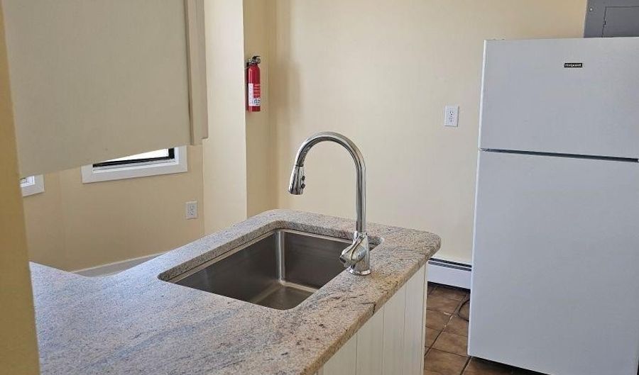 101 S TEXAS Ave, Atlantic City, NJ 08401 - 2 Beds, 1 Bath