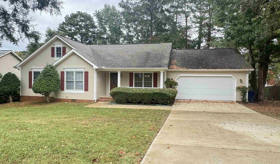 1117 BERKSHIRE Dr, Anniston, AL 36207 - 3 Beds, 2 Bath