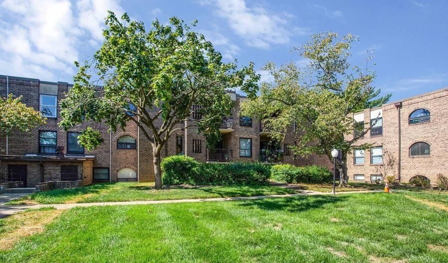 13 SILVERWOOD Cir 2, Annapolis, MD 21403 - 2 Beds, 2 Bath