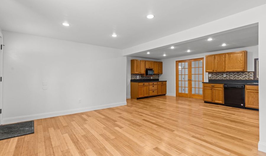 10 WHITE BIRCH Way, Albrightsville, PA 18210 - 3 Beds, 2 Bath