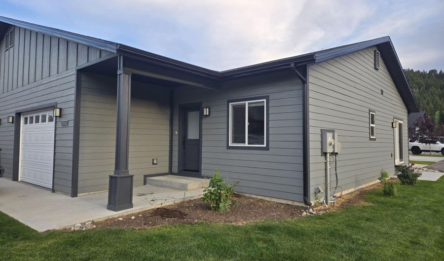 314 SNAKE RIVER Dr 10, Alpine, WY 83128 - 2 Beds, 2 Bath