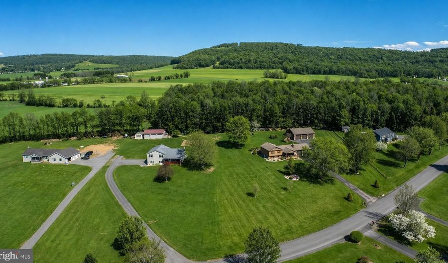 2074 AIKEN MILLER Rd, Accident, MD 21520 - 3 Beds, 3 Bath